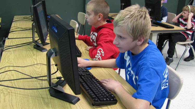 Virtual Schools Bill Requires Onboarding, Statewide Authorizers