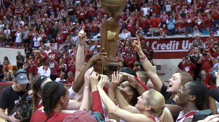 The IU womenâ€™s basketball team is presented with the WNIT championship trophy. - Joe Hren/WFIU