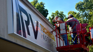 RV Industry To Open Training Institute for Repair Technicians