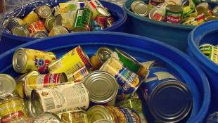 Food Service Groups Report Lower Donations This Holiday Season