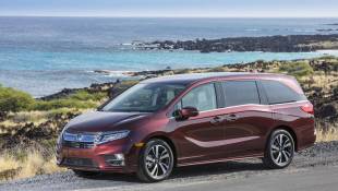 Honda Odyssey Embraces Vintage Tech