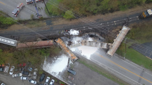 Derailed train on southeast side of Indianapolis had cornstarch, no threat to public safety