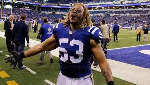 Colts: Linebacker Edwin Jackson Among 2 Killed On Highway