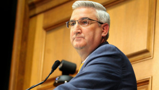 Holcomb Apologizes For Failing To Follow COVID-19 Safety Precautions