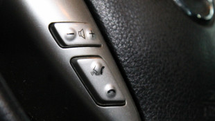Legislation to ban handheld cell phone use while driving appears headed to passage after a Senate committee easily approved the measure. - Lauren Chapman/IPB News
