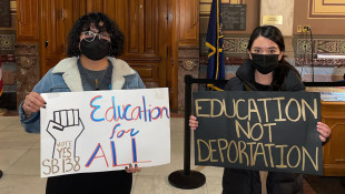 Bipartisan bill allows undocumented Indiana students pay resident tuition for college