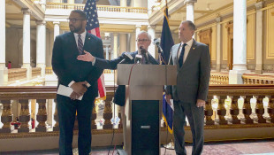 Senate Democrats Call For Greater Virtual School Accountability