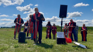 At prayer vigils, church leaders lament Indiana detention centers and immigration policies