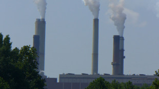 Duke Energy's Gibson Generating Station is one of the few coal plants left in Indiana. - Wikimedia Commons