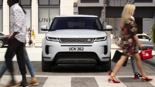 2020 Range Rover Evoque Embraces Its Famous Family