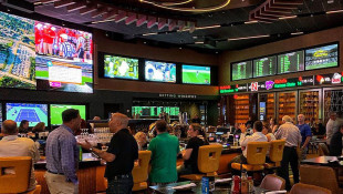More Mobile Bets Than In-Person Sports Wagers In First Month