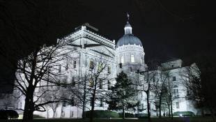 Legislature Passes $31 Billion Budget Minutes Til Midnight Deadline