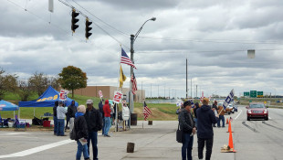 UAW Leaders Give Initial Approval To Contract, Strike Will Continue Until Members Vote