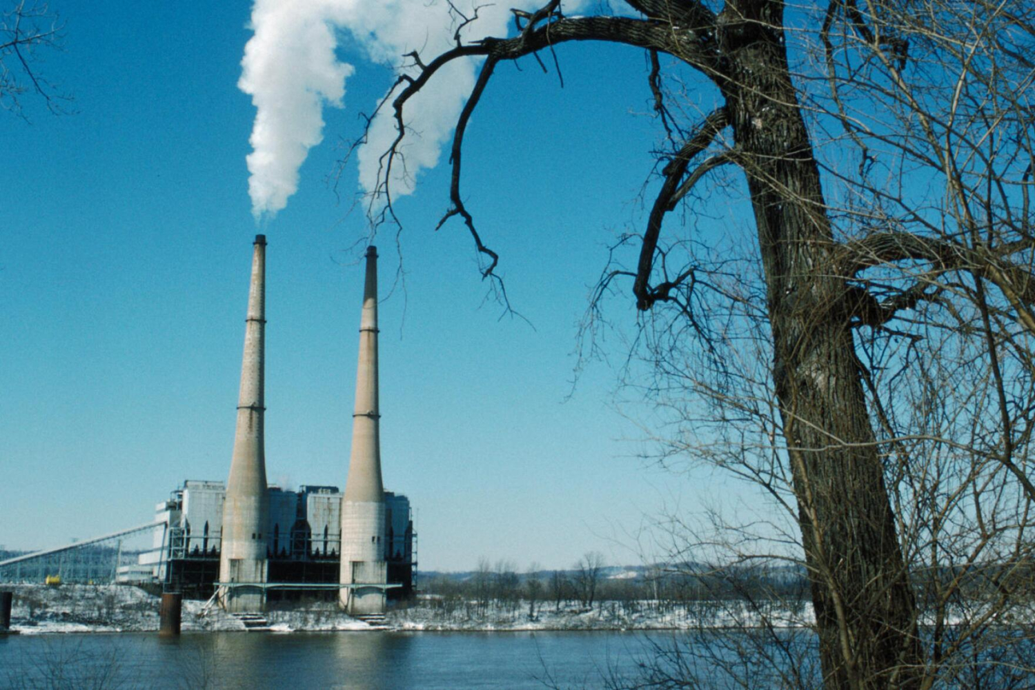 Bill aims to prevent reliability issues when coal plants close early