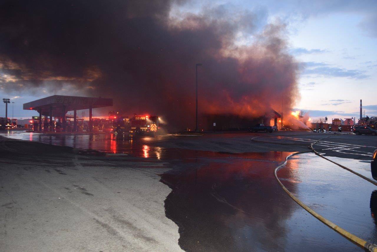 Pictures: Denny's And Flying J Burn Down on Southwest Side