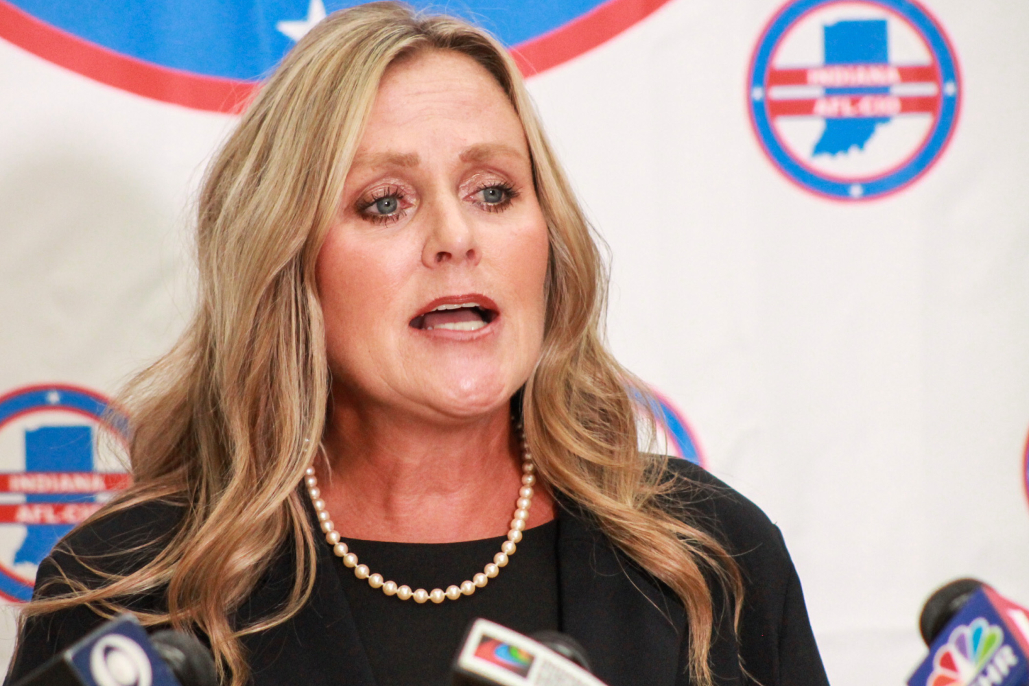 Jennifer McCormick, Democrats look to capitalize on Republicans
