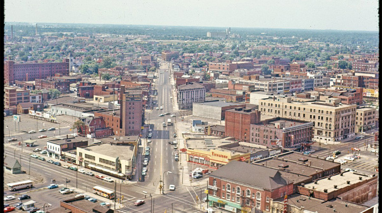 Paul W. Wetzel Collection/The Indiana Album The History and Culture of Indiana Avenue
