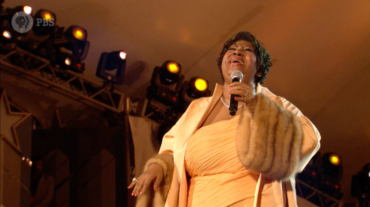 Aretha Franklin Performs "Respect"