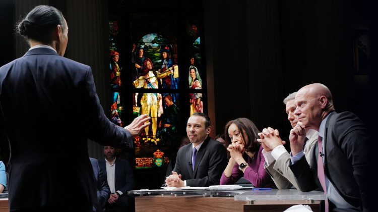 Breaking the Deadlock: A Power Play Breaking the Deadlock: A Power Play